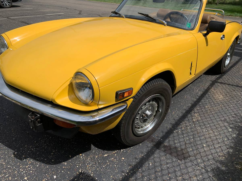 Illustration for article titled At $2,900, Would You Soar In This 1975 Triumph Spitfire 1500?